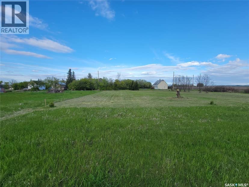 108 2nd STREET W, Invergordon Rm No. 430, photo 3