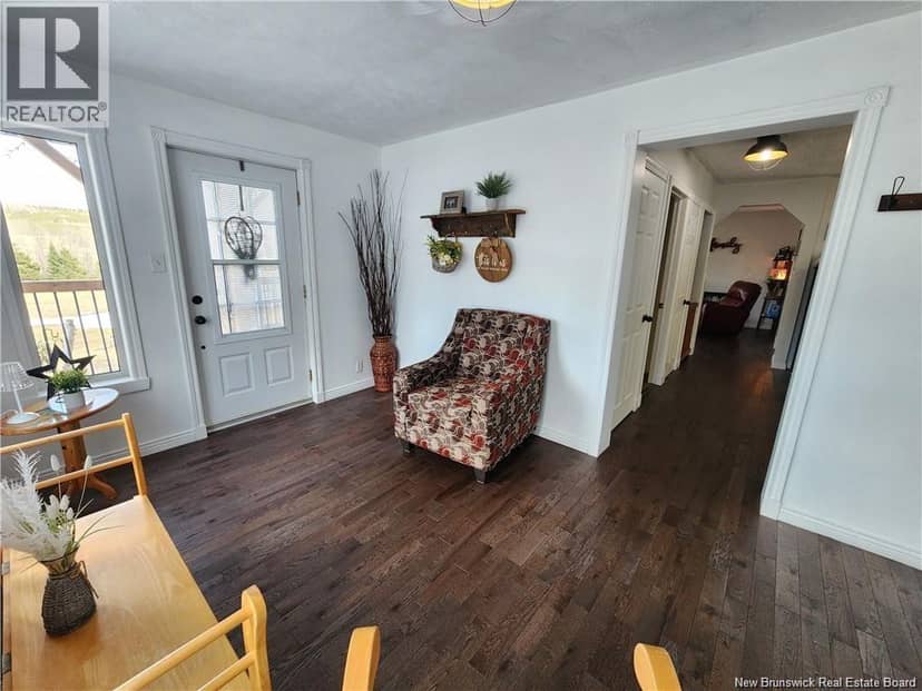 949 West River Road — photo 5 of 36