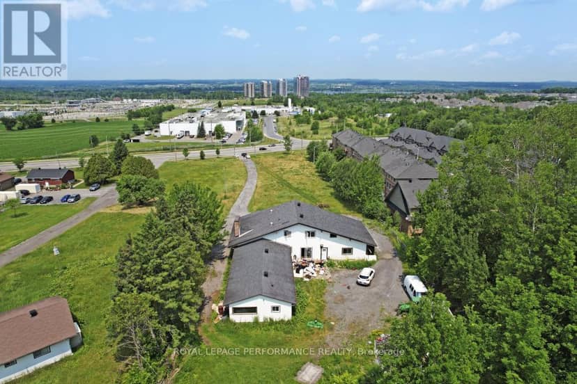 1016 Old Montreal Road, Ottawa, photo 6