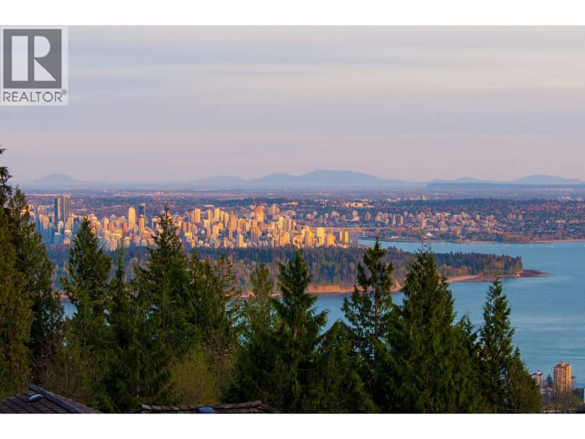 2307 KADLEC COURT, West Vancouver, photo 2