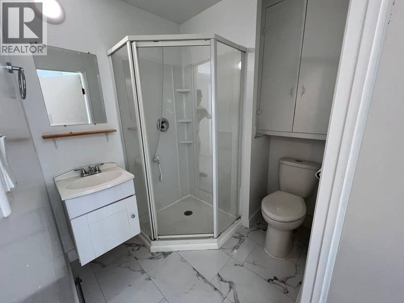 560 SPRINGER AVENUE, Burnaby, photo 5