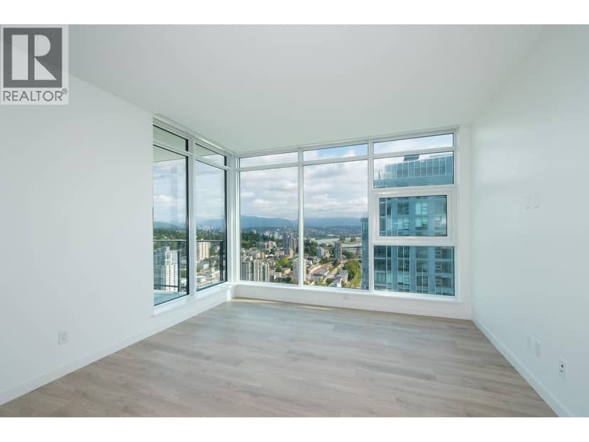 4004 680 QUAYSIDE DRIVE, New Westminster, photo 3