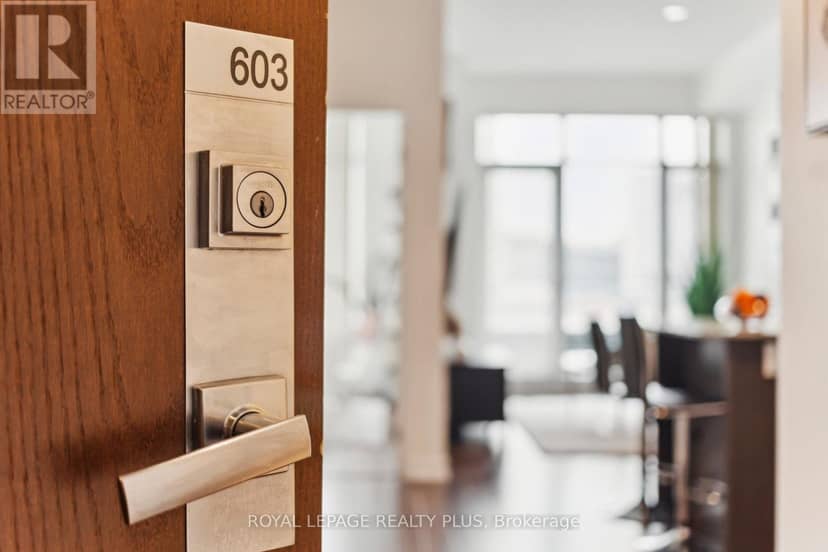 603 - 365 Prince Of Wales Drive, Mississauga, photo 2