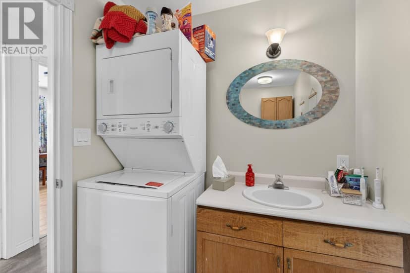 125 Lady Slipper Drive N — photo 14 of 40