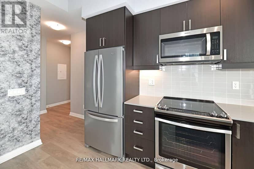 906 - 7895 Jane Street — photo 5 of 34