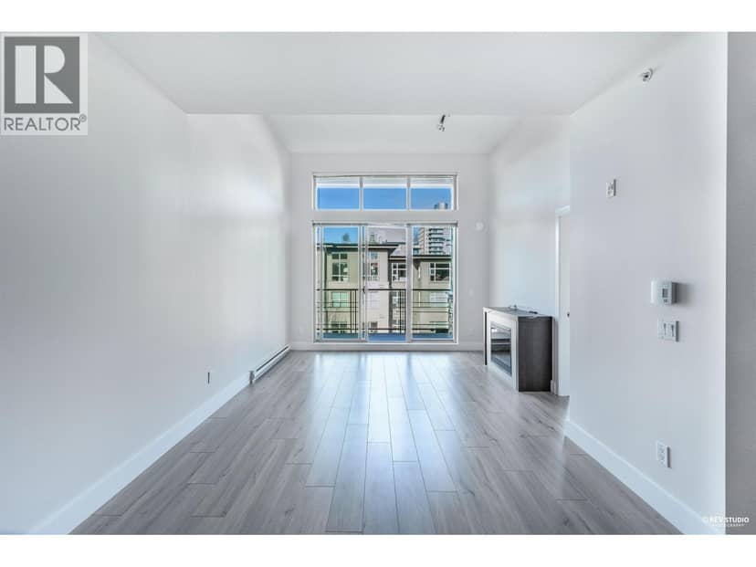412 3478 WESBROOK MALL, Vancouver, photo 4