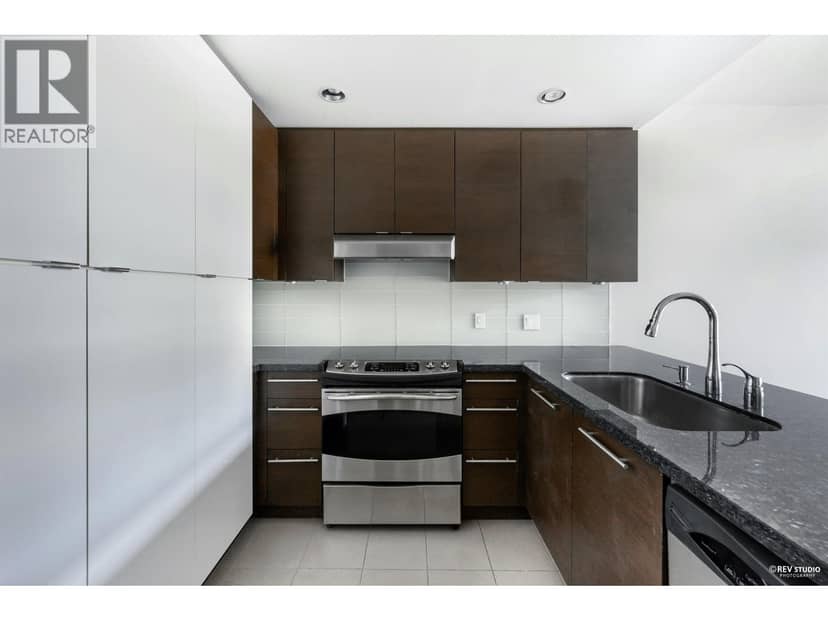 412 3478 WESBROOK MALL, Vancouver, photo 6