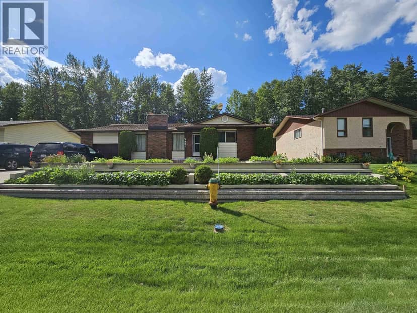 3881 BELLAMY ROAD, Prince George, photo 2