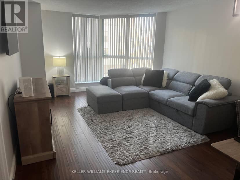 401 - 140 Dunlop Street E — photo 8 of 40