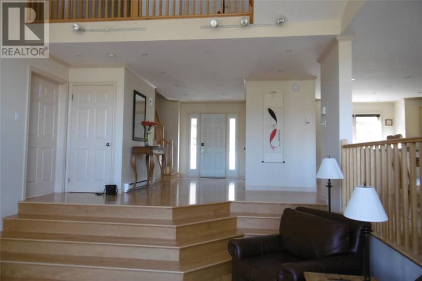 Listing 29328692 — photo 8 of 14