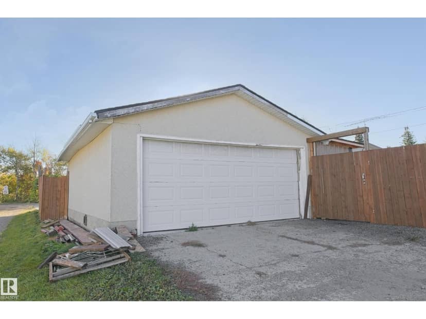 5226 43 ST, Barrhead, photo 3