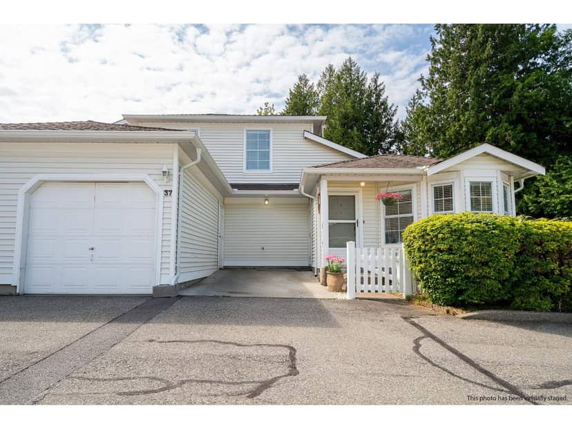 37 6537 138 STREET, Surrey