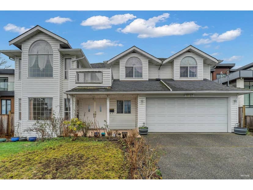 10848 129A STREET, Surrey, photo 2