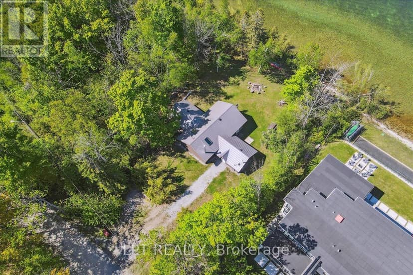 1689 Chief Joseph Snake Road, Georgina Islands, photo 2