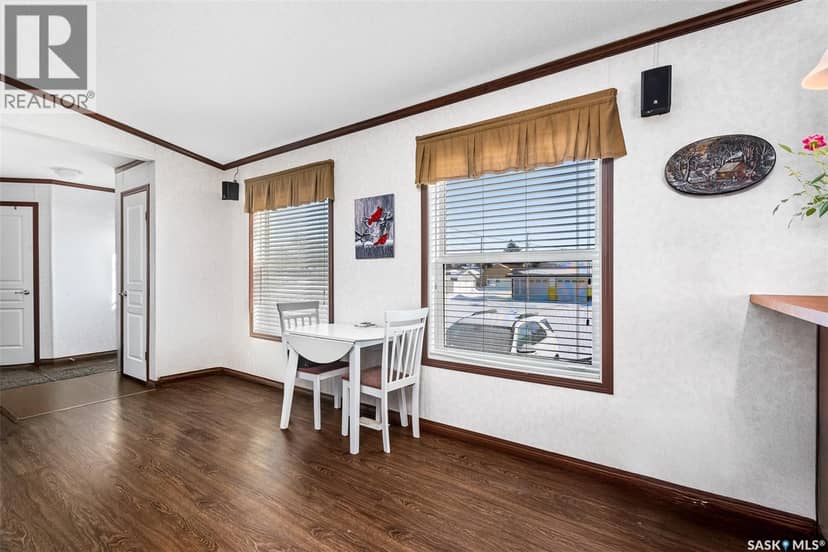 219 11 Highway, Chamberlain, photo 3