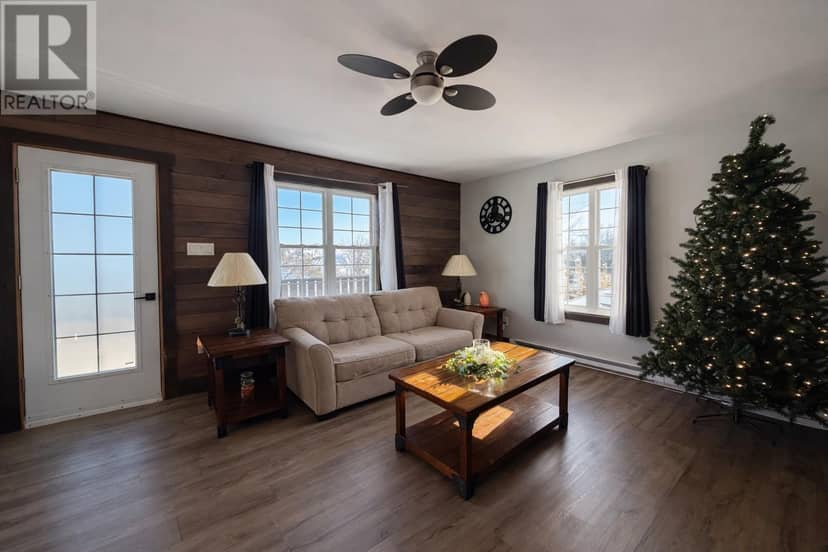 8-10 Gushues Lane — photo 9 of 19