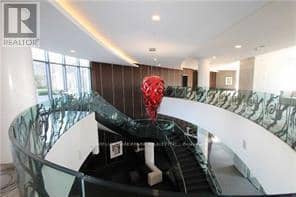 2906 - 5168 Yonge Street — photo 18 of 39