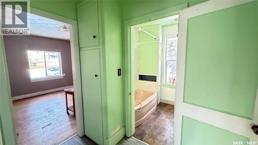 260 Ferguson STREET — photo 16 of 32