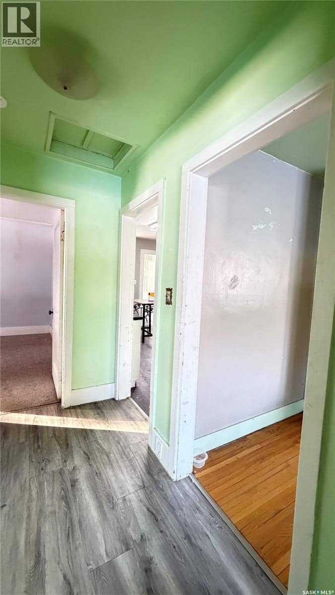 260 Ferguson STREET — photo 19 of 32