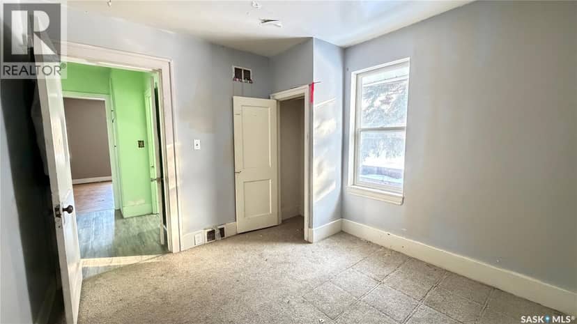 260 Ferguson STREET — photo 12 of 32