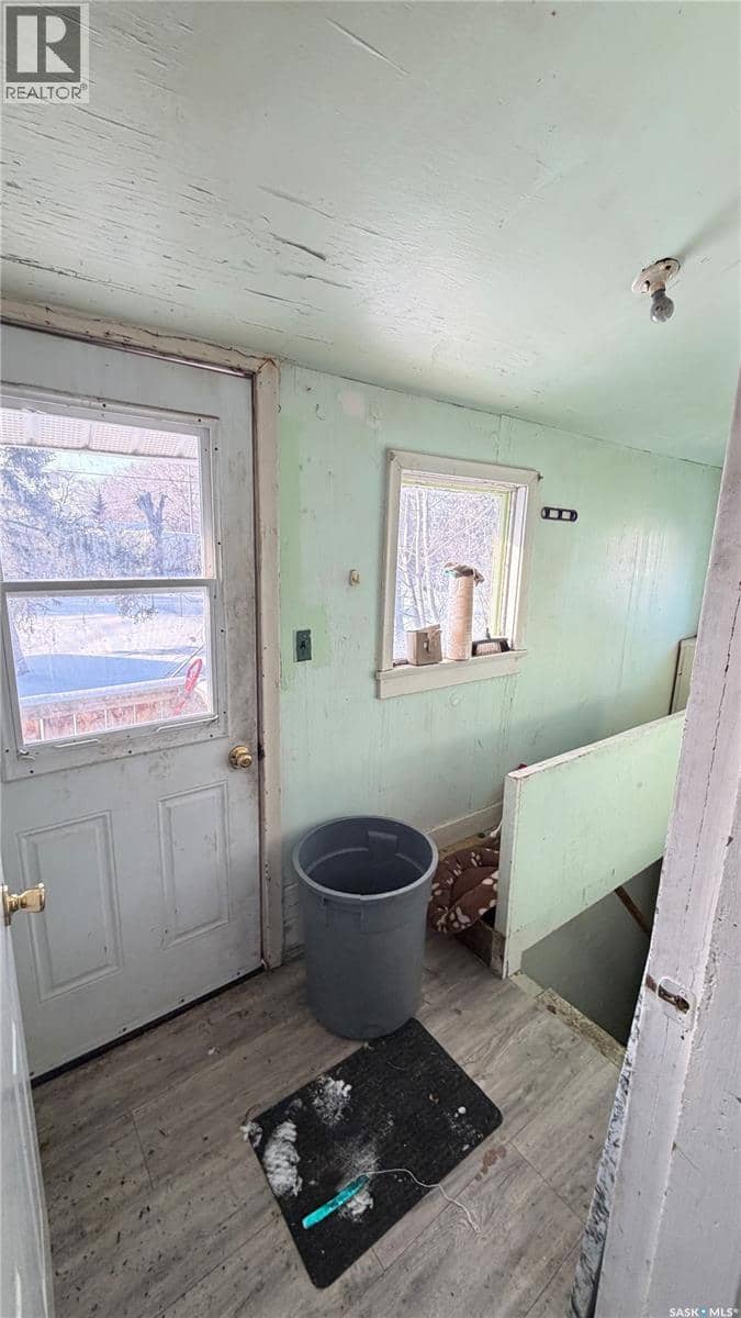 260 Ferguson STREET — photo 25 of 32