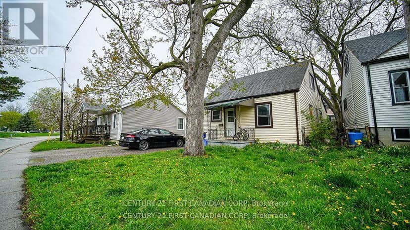 19 Montgomery Drive, Chatham-Kent