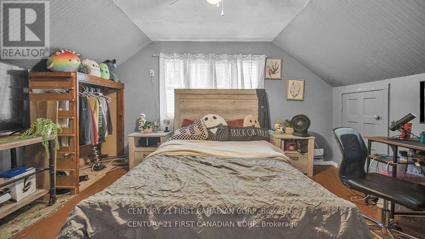 19 Montgomery Drive — photo 14 of 25