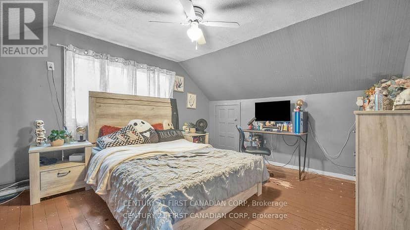 19 Montgomery Drive — photo 16 of 25