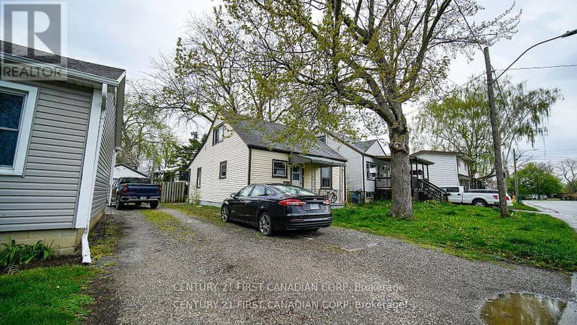 19 Montgomery Drive, Chatham-Kent, photo 2