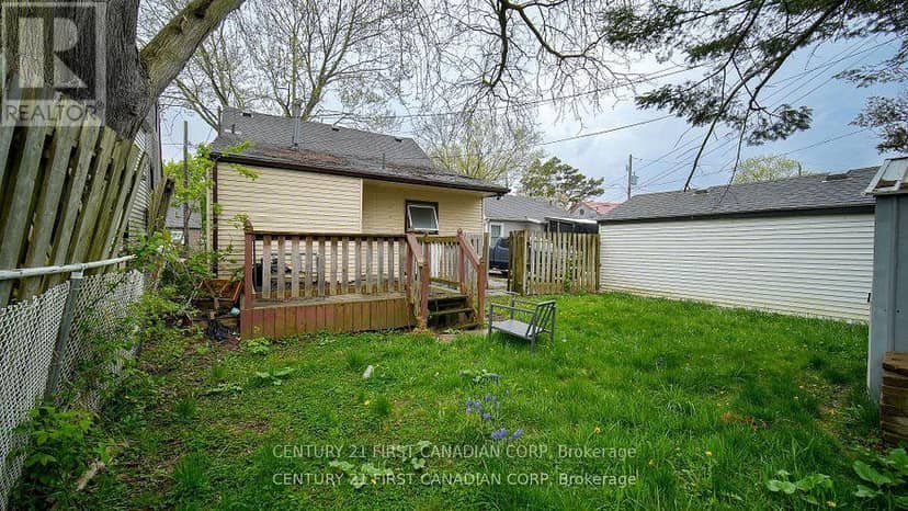 19 Montgomery Drive — photo 22 of 25