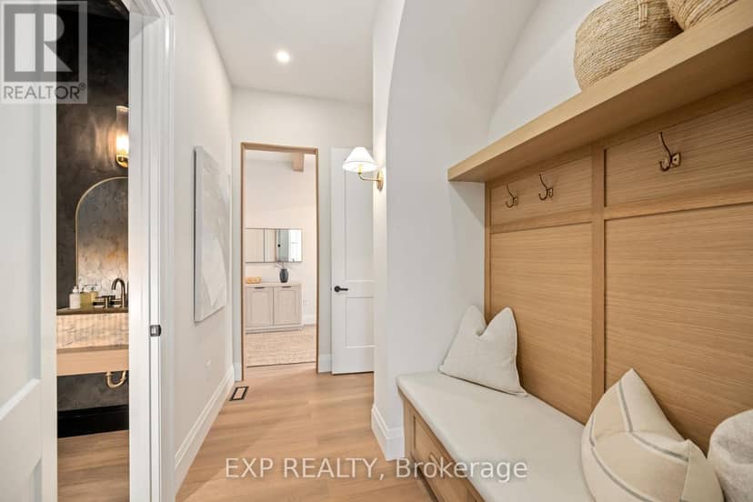 7 Sullivan Street — photo 21 of 29