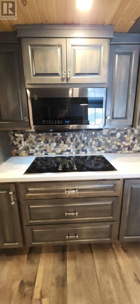 15 Squires Road — photo 14 of 40