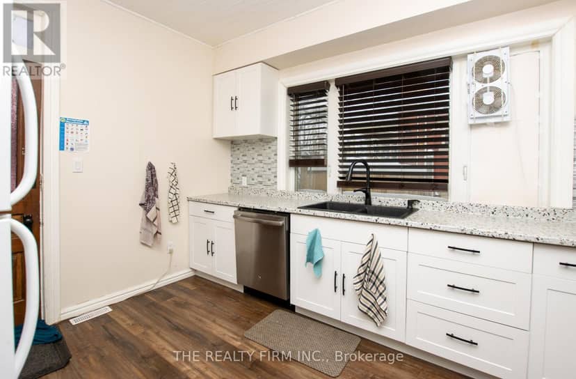 3 Daly Avenue — photo 29 of 40