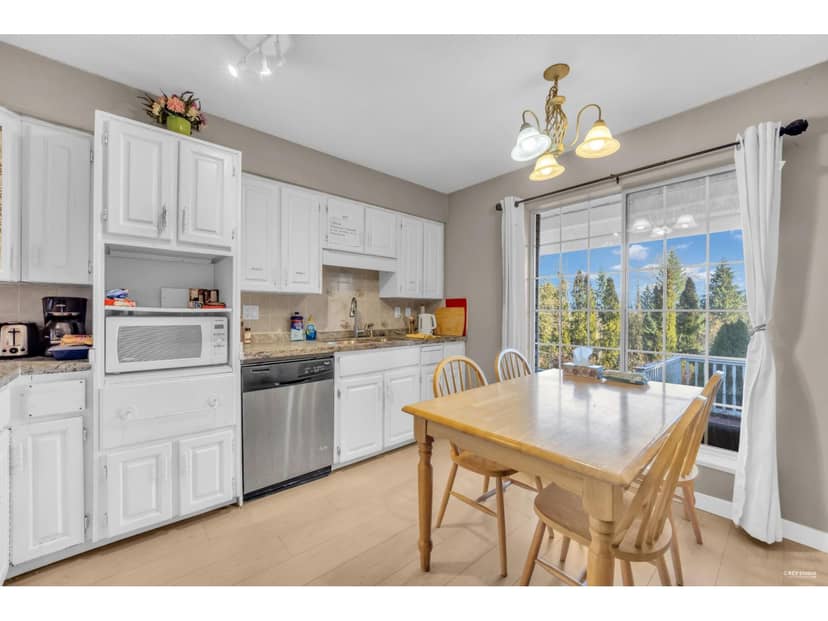 10235 176 STREET, Surrey, photo 6