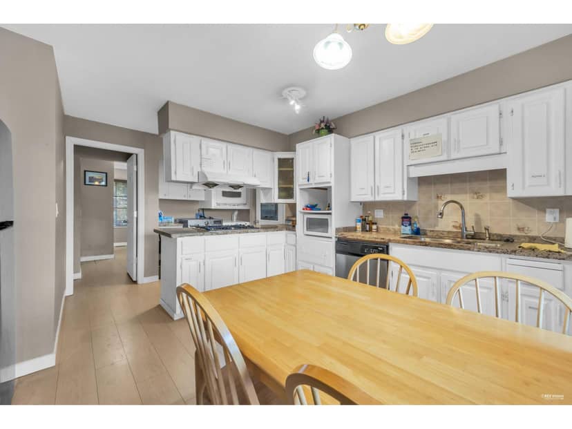 10235 176 STREET, Surrey, photo 7