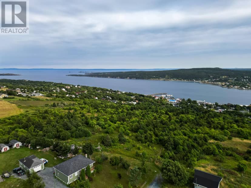 31A Connolly's Hill — photo 1 of 28
