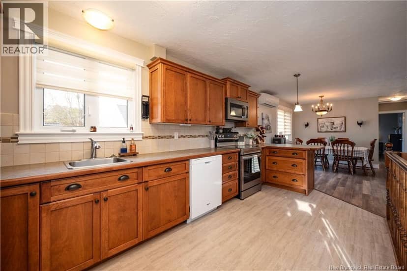 8 Beau Rivage Street — photo 14 of 35