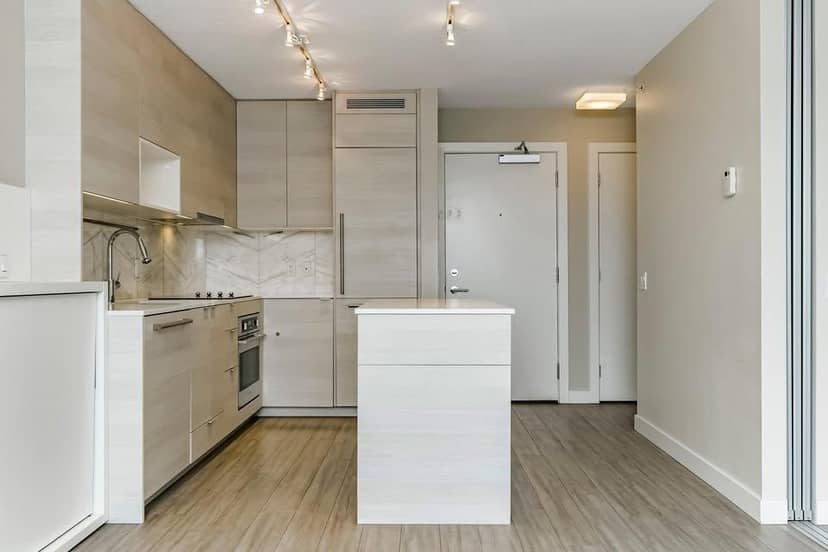 903 13398 104 AVENUE, Surrey, photo 8