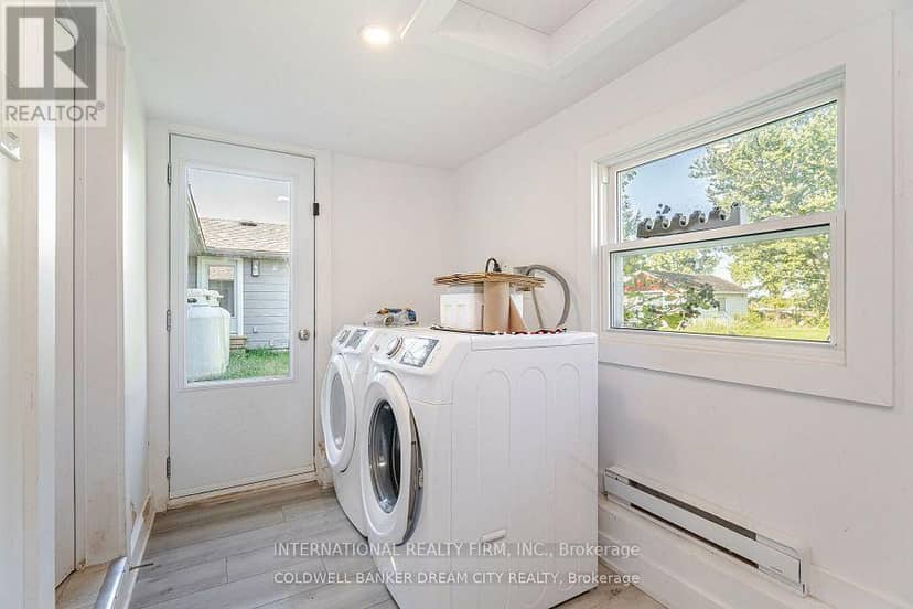 3691 Highway 6 — photo 15 of 15