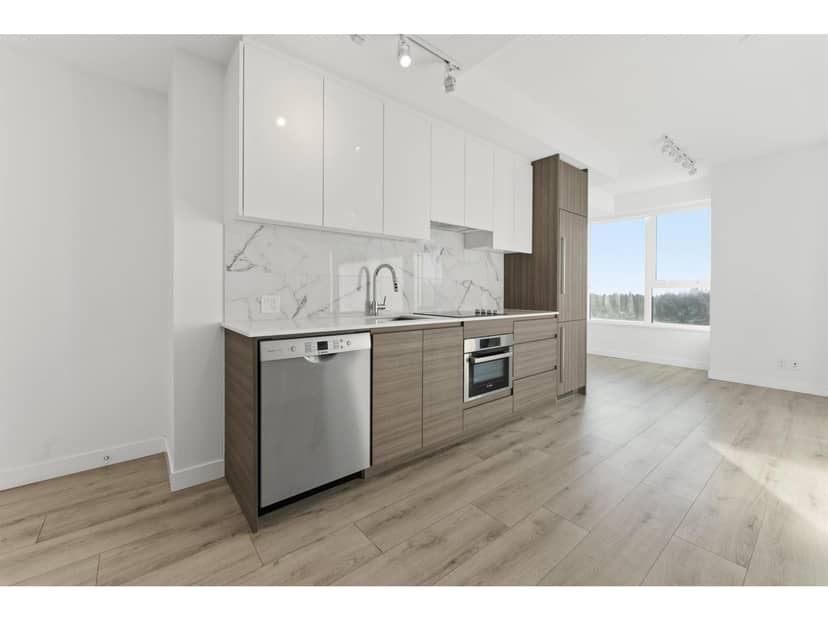 1409 10626 CITY PARKWAY, Surrey, photo 6