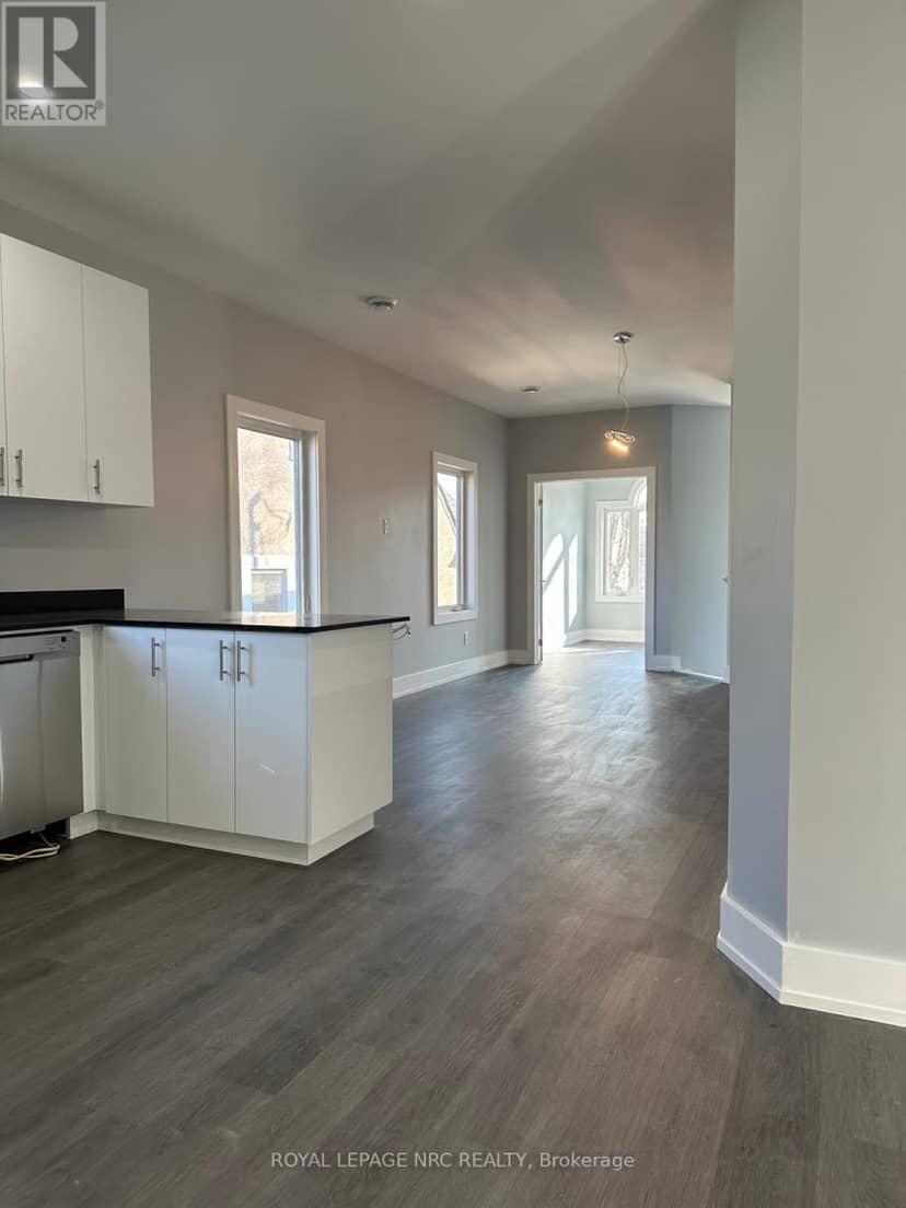 58 Griffith Street — photo 13 of 31