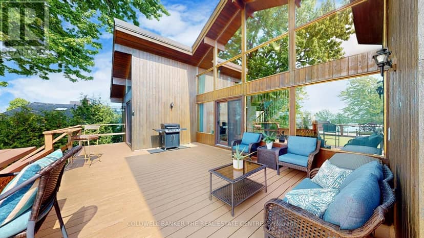 33 Lake Drive E, Georgina, photo 2