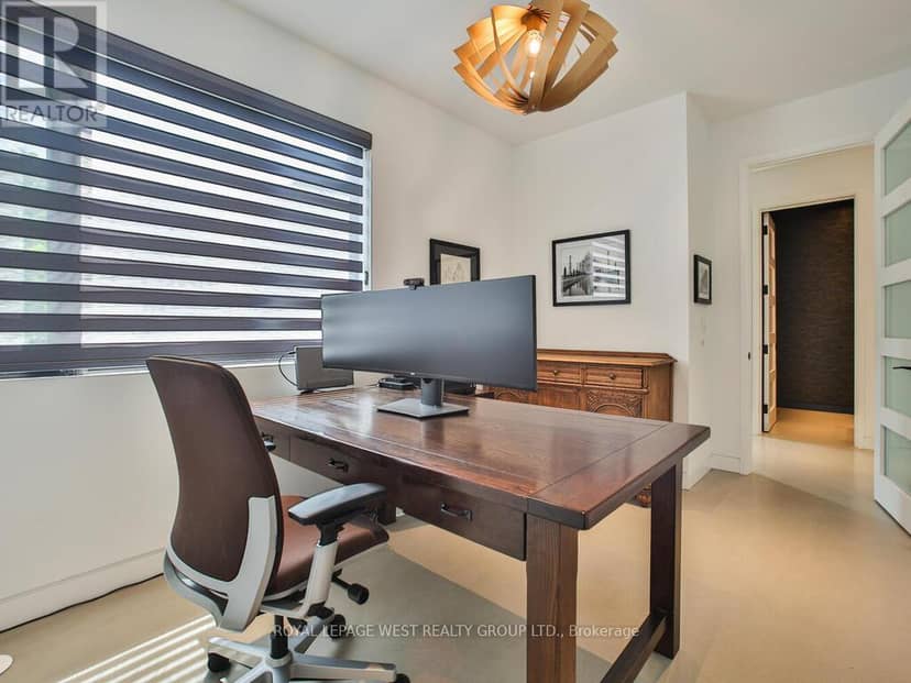 4 Old Oak Road — photo 15 of 40