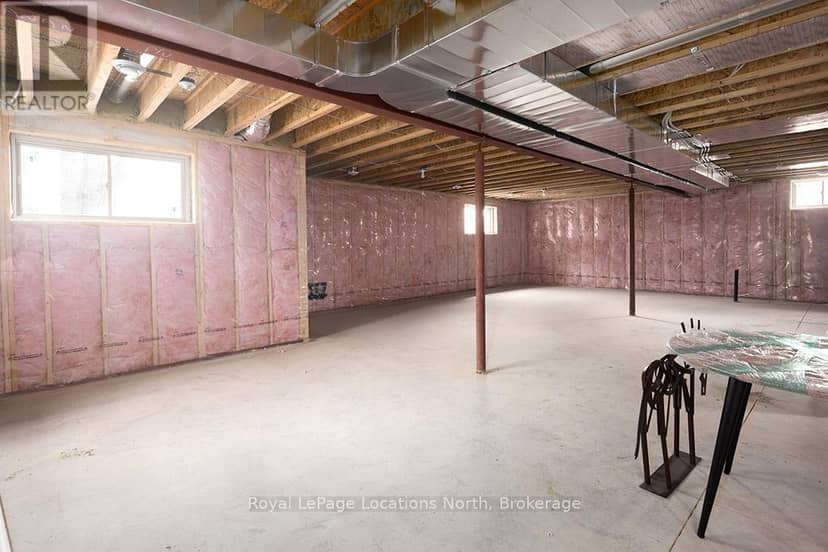 30 - 8 Hilton Lane — photo 23 of 27