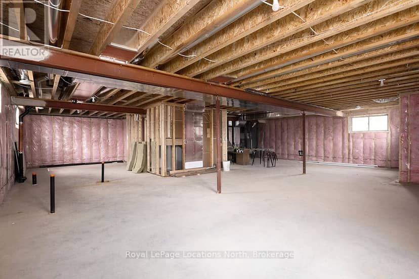 30 - 8 Hilton Lane — photo 24 of 27