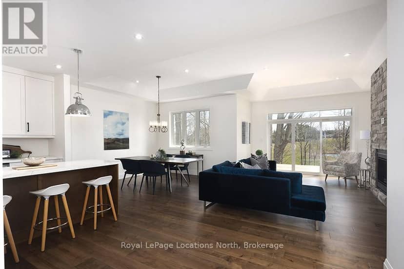 30 - 8 Hilton Lane — photo 4 of 27