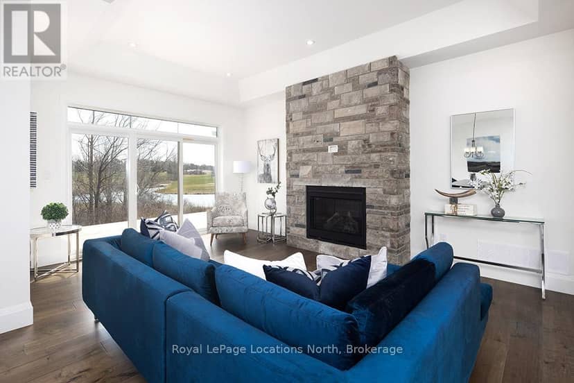30 - 8 Hilton Lane — photo 5 of 27