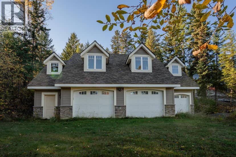 7460 RUFFELL ROAD, Canim Lake