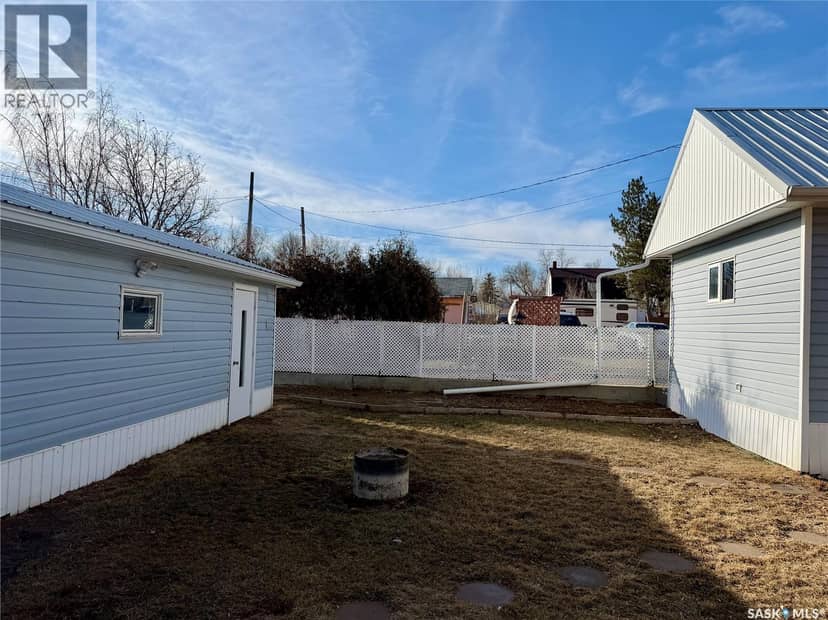 133 Railway AVENUE — photo 34 of 35