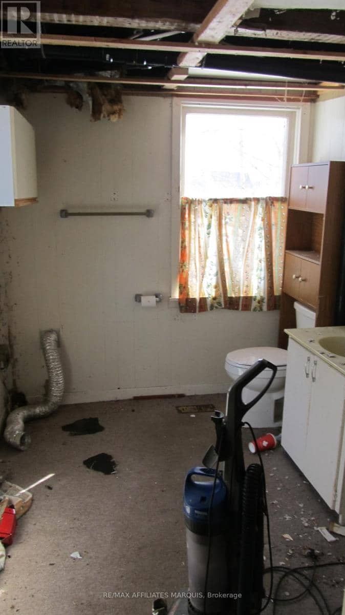 15554 Saving Street — photo 8 of 15